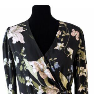 New York & Company Black Floral Wrap High-Low Blouse – Size M – NWOT